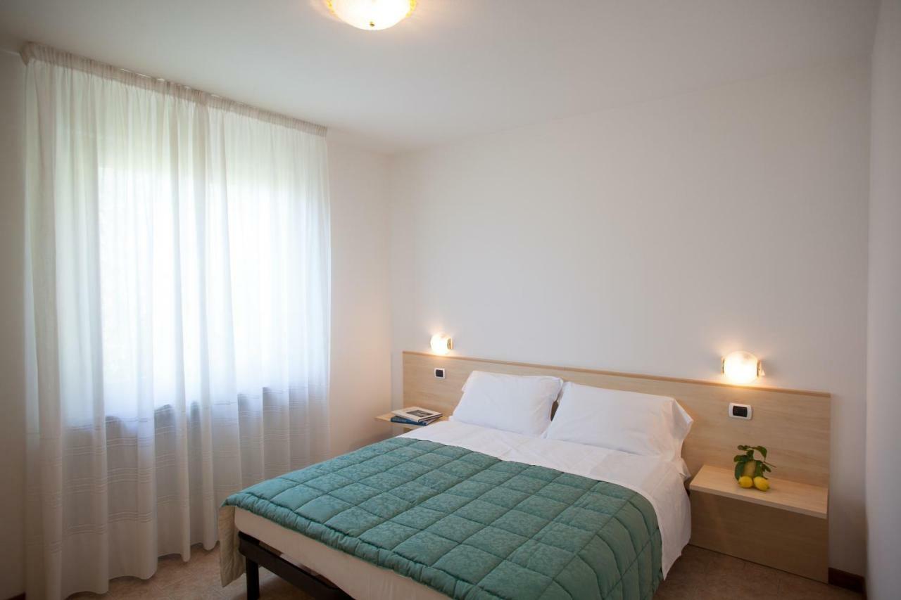 Residence Villa Aranci 利莫内-苏尔加达 外观 照片