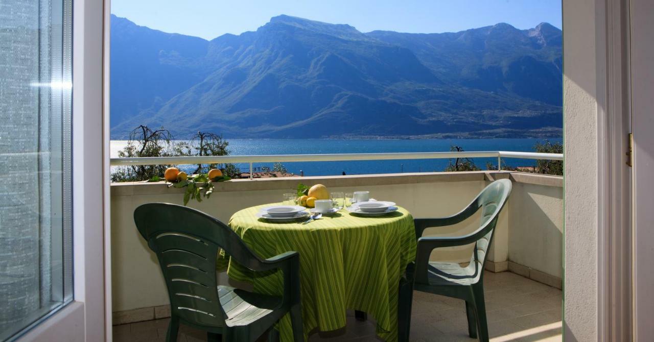 Residence Villa Aranci 利莫内-苏尔加达 外观 照片